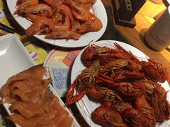 甜虾小龙虾三文鱼-四海一家自助餐(益田假日广场店)