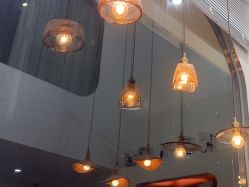 -她所•就是这家店