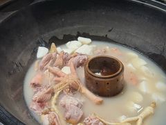 -朴小妹人参鸡汤火锅(长白山万达店)