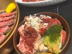 小坛牛肋条-山川小町·极番烧肉(新地假日广场店)