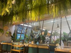 大堂-三个椰子·现砍椰子鸡(金源CBD店)