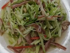 -华龙特色大骨鸡农家菜馆