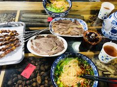 -陇上全荟兰州传统牛肉面(延吉路店)