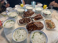 -香辉食馆(新兴路店)