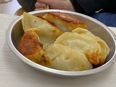 -黄阿姨锅贴大王(万航渡路店)