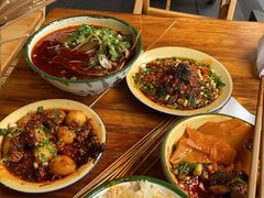 -拈签一笑黄牛肉辣卤串串