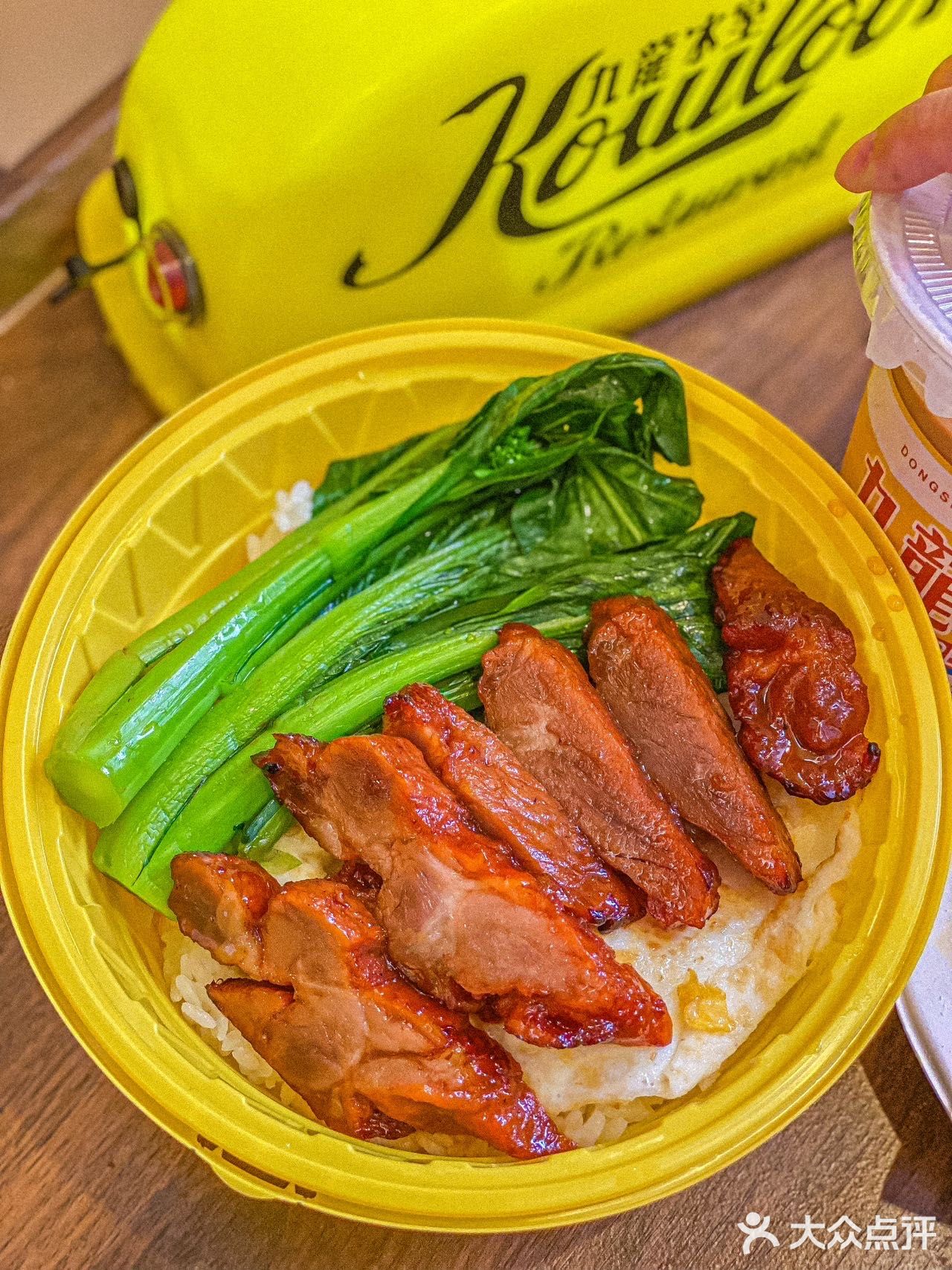 潮人区东山口首店复古港风九龙冰室