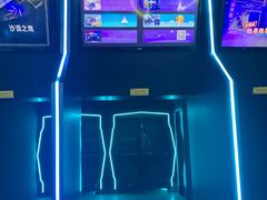 -世代星球·保龄球·镭战真人CS·团建(杨浦店)