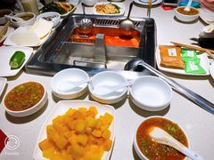 -海底捞火锅鲜切牛肉主题店(长寿路店)