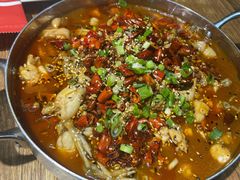 飘香水煮牛蛙-叶派龙虾•招牌香辣蟹·海鲜(中海国际店)