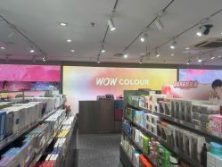 -WOW COLOUR