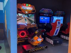 -不可思议减压馆·解压博物馆·摔碗发泄·团建定制