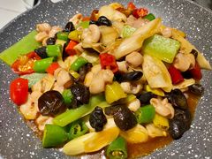 -姜君·千岛湖鱼头馆(浦东大道店)