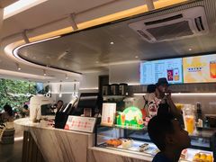 -万利隆·活力烘焙(人民路店)