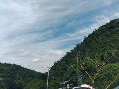 -梅岭月亮湾山体公园