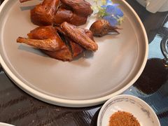 -江上荟·创意中国菜(绿地缤纷城店)