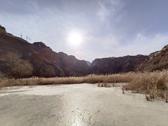 -波浪谷