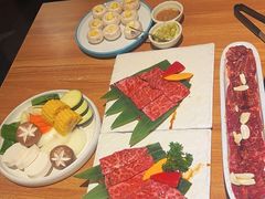 -炼火烤肉店