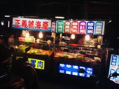 -六合夜市