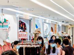 -广州白马服装市场