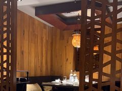 -辉哥火锅(虹桥路店)