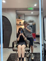 -TOP HAIR SALON