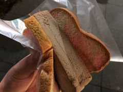 -詹爷爷乌节路街头冰淇淋