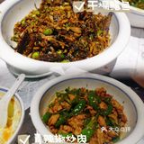 打卡长沙爆辣湘菜馆——壹盏灯