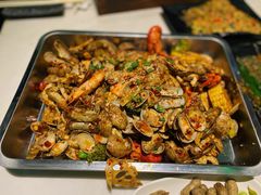 一锹海鲜-冰城小镇音乐串吧·聚会餐厅(百子湾店)