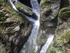 -龙水峡地缝景区