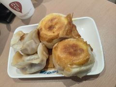 -韩海丽特色美食(秀州路店)