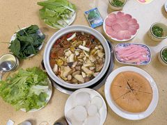 -东巴谷野生菌火锅餐厅