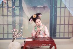 点击看大图 -后宫·古装汉服京剧儿童亲子全家福摄影