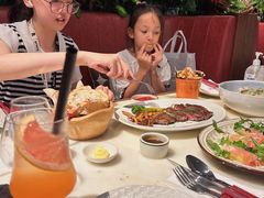 -弗兰克牛排西餐厅 Galla R By Ribone(上海首店)