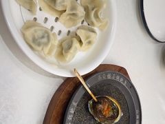 -品海楼·大连海胆锅贴馆(东港店)