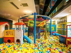 -盛彼得温泉度假酒店