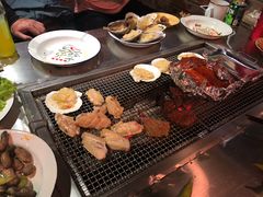 -马路牙子烧烤音乐酒馆(望京店)