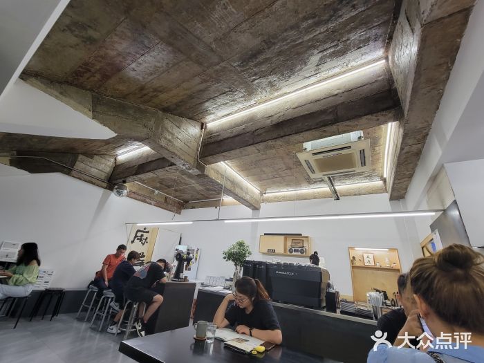 麻雀咖啡SPARROW COFFEE(十全街店)大堂图片