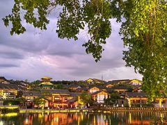 -茅山东方盐湖城景区