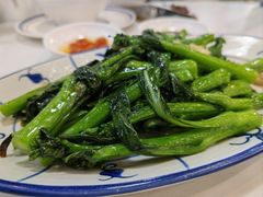 -明本湛江鸡•海鲜小厨(陈家祠店)
