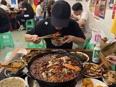 -鸿顺老铁锅美蛙鱼府(解放碑店)