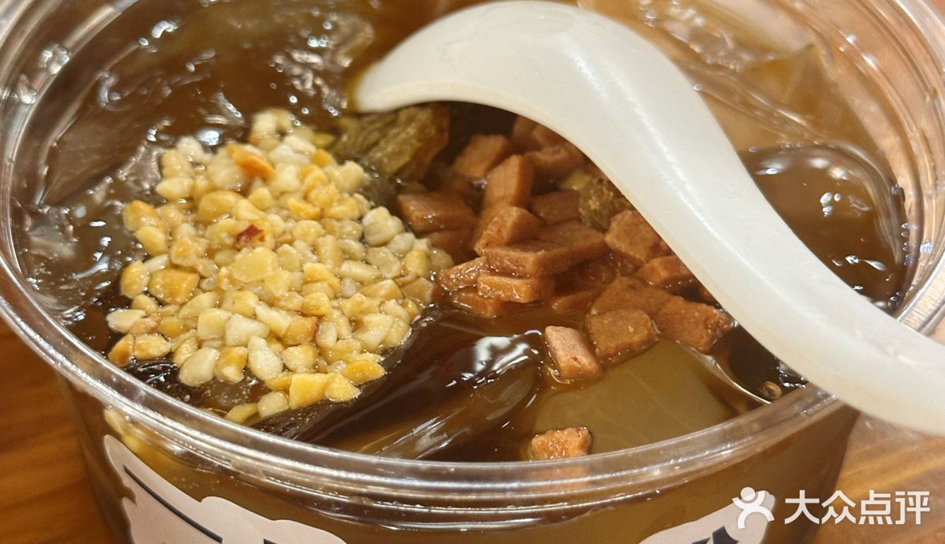 蹄花陪猪耳，最最最下饭了！！