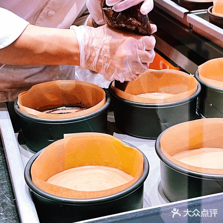 终于吃上了,Kumo kumo虎年黑芝麻麻薯芝士蛋糕好吃的!