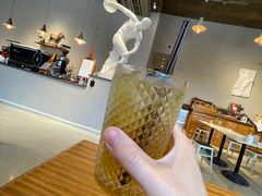 流亡的高更-中国油画院咖啡馆