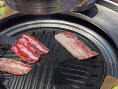-哈哈碳都·牛肋条无限自助烤肉(台江万达店)