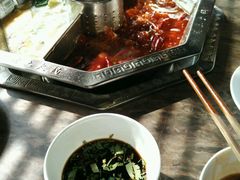 -佬土鹅肠火锅(中建大观店)