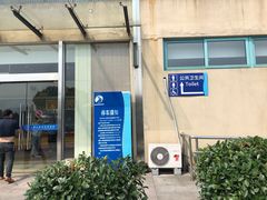 -小昆山服务区-停车场