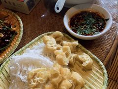 -傣家寨花园主题餐厅