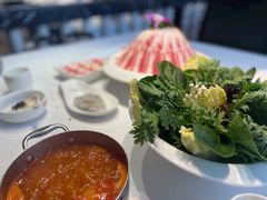 -德天肥牛海鲜火锅(城西银泰店)