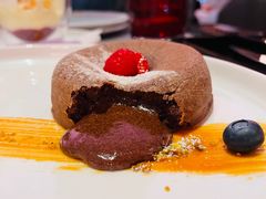 巧克力熔岩配杏仁冰淇淋-Ministry of Crab•MOC(交子大道店)